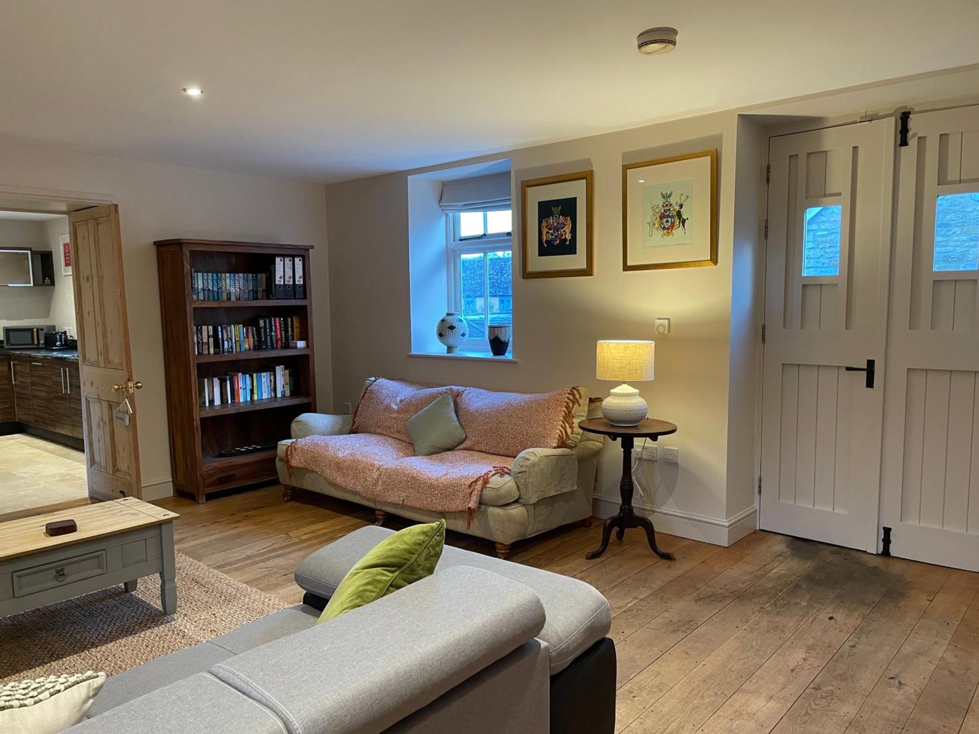 Отель The Kings Arms Stowel Экстерьер фото