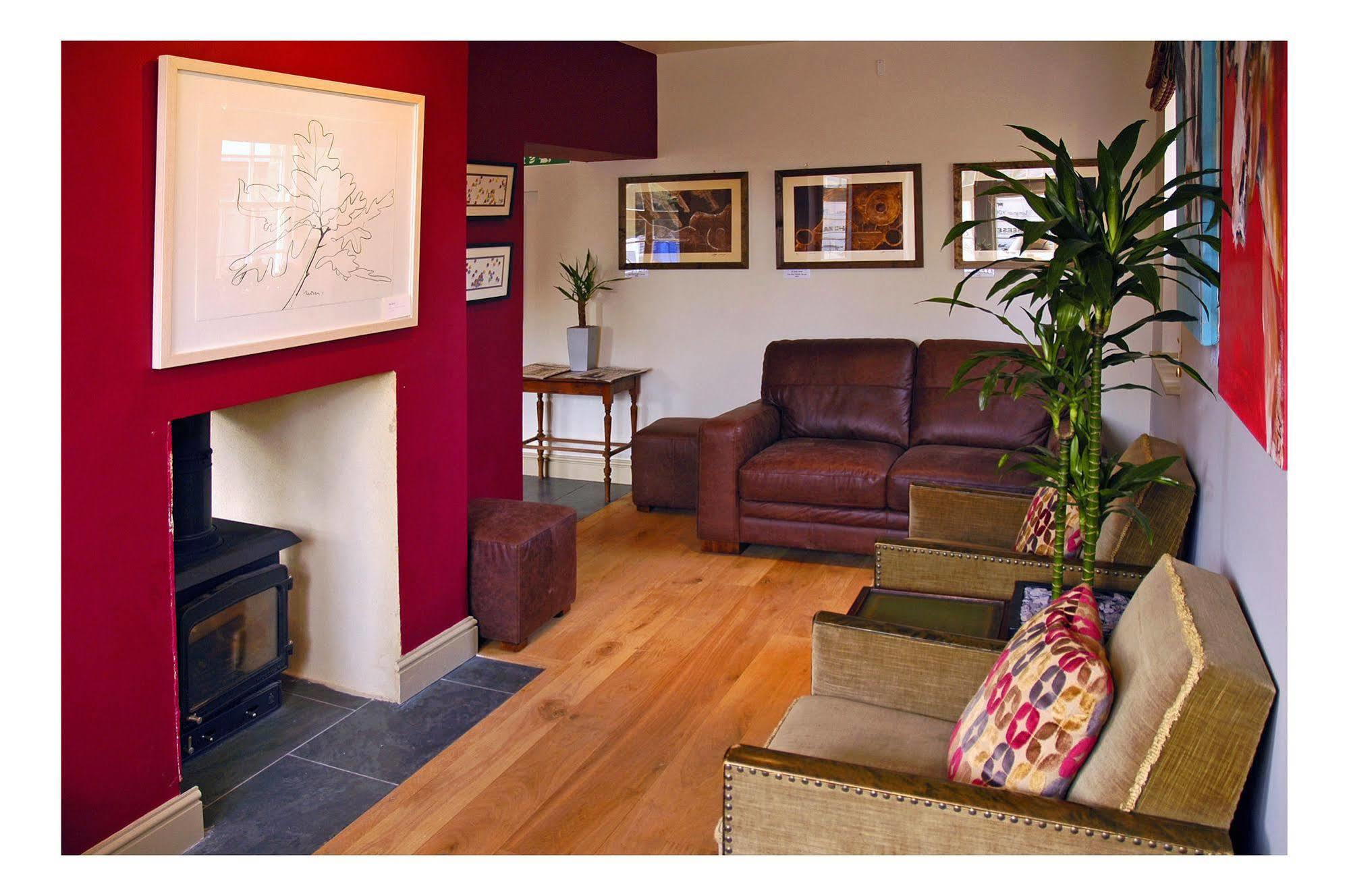Отель The Kings Arms Stowel Экстерьер фото